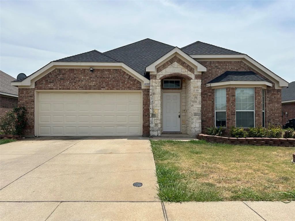 1020 Trinidad Drive, Fort Worth