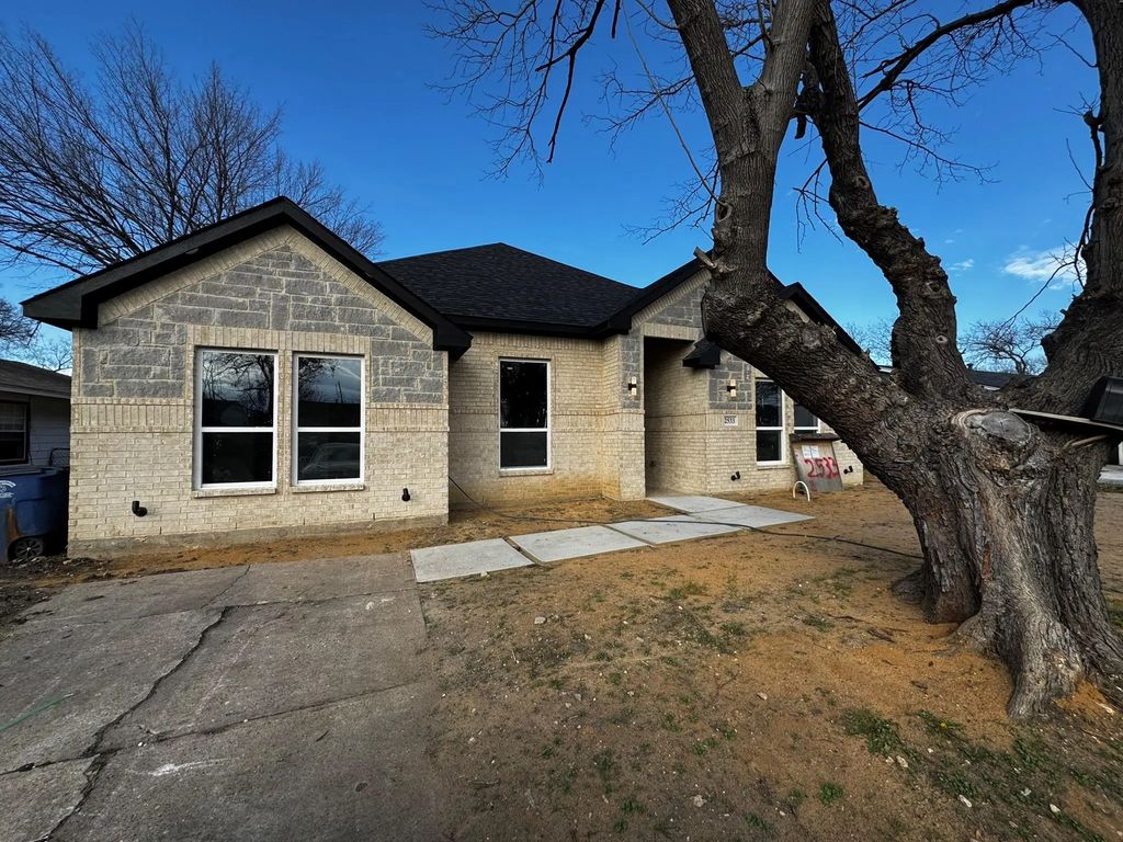 2533 Jonesboro Avenue, Dallas