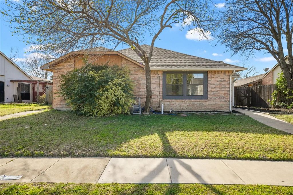 4461 Chapman Street, The Colony