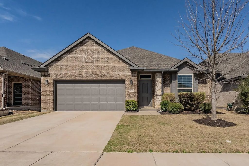 1432 Wolfberry Lane, Northlake