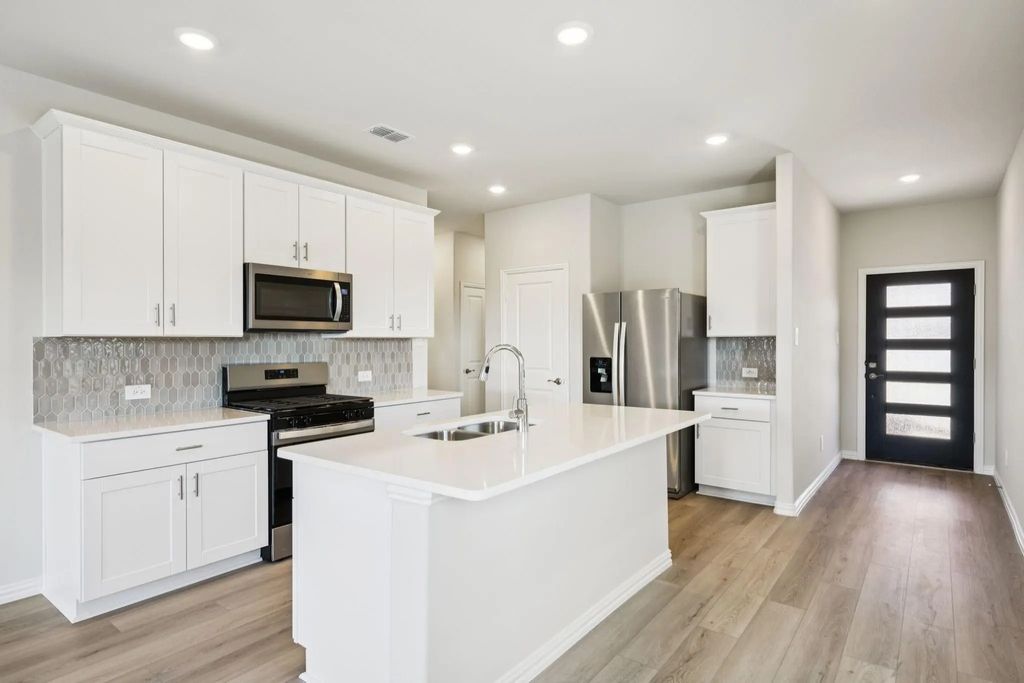 1632 Arches Road, Anna