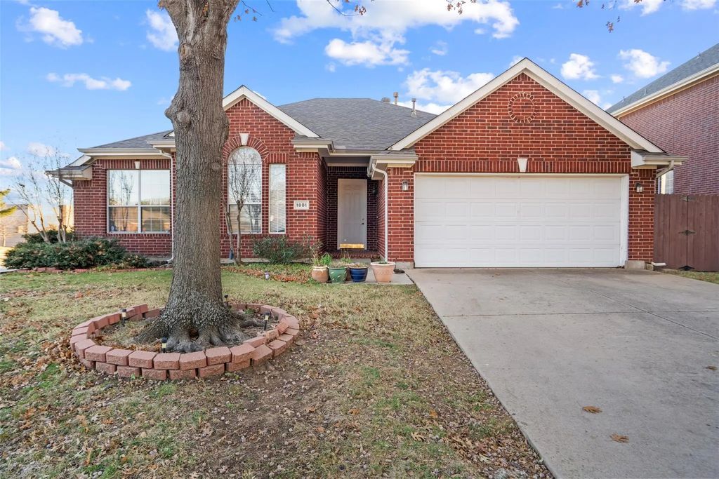 1801 Flatwood Drive, Flower Mound