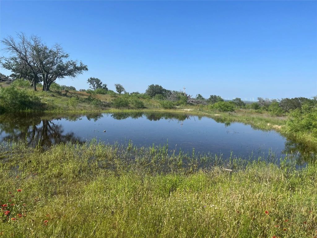 24 County Road 510, Goldthwaite