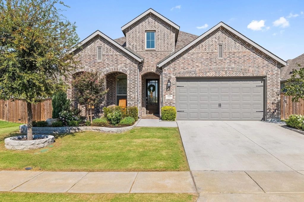 1113 Bluestem Drive, Aubrey