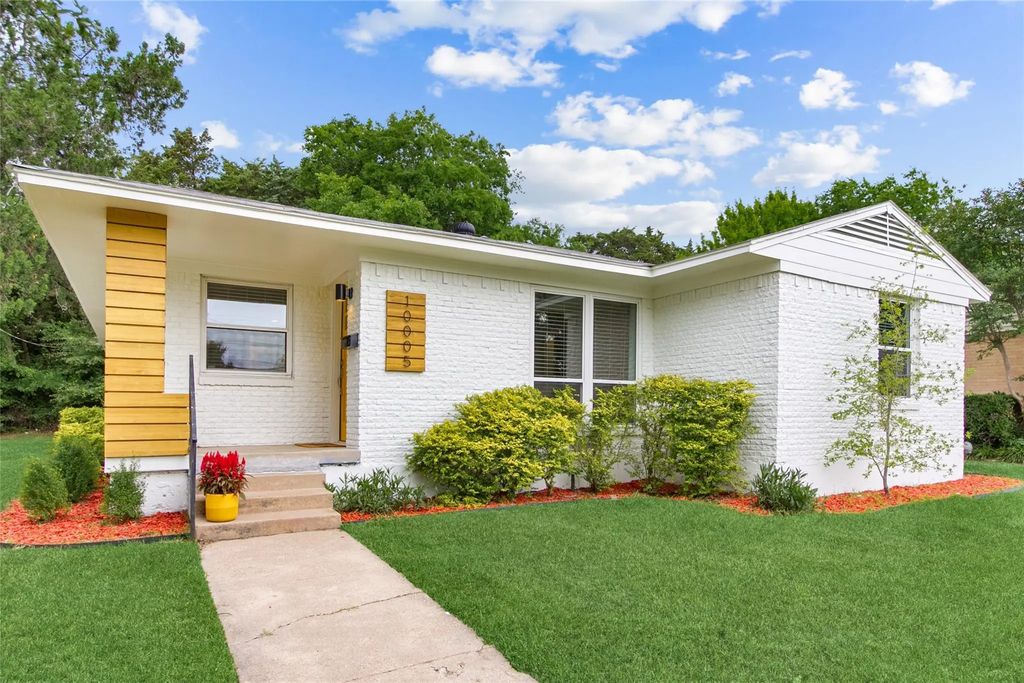 10005 Newcombe Drive, Dallas