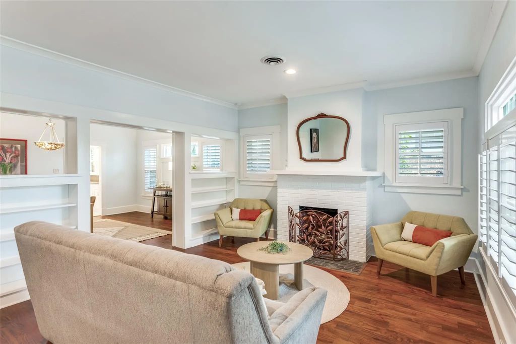 1204 Virginia Place, Fort Worth