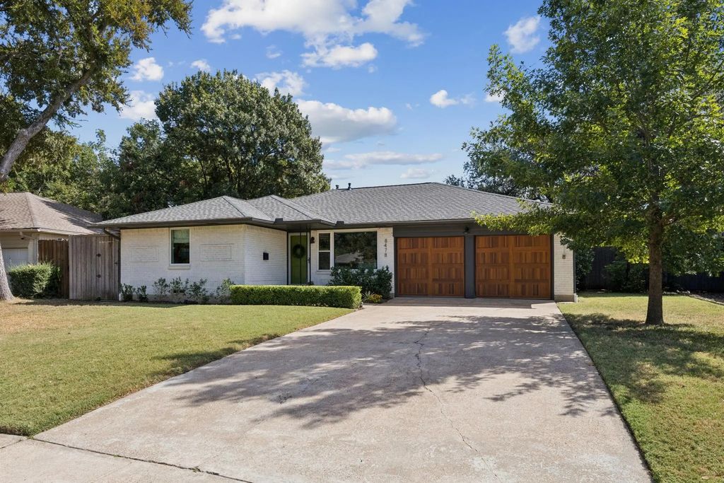 8478 Banquo Drive, Dallas