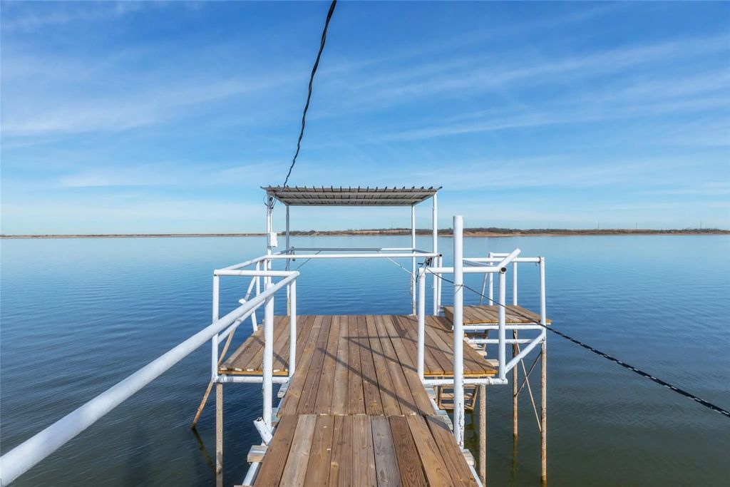40 Poverty Point, Abilene