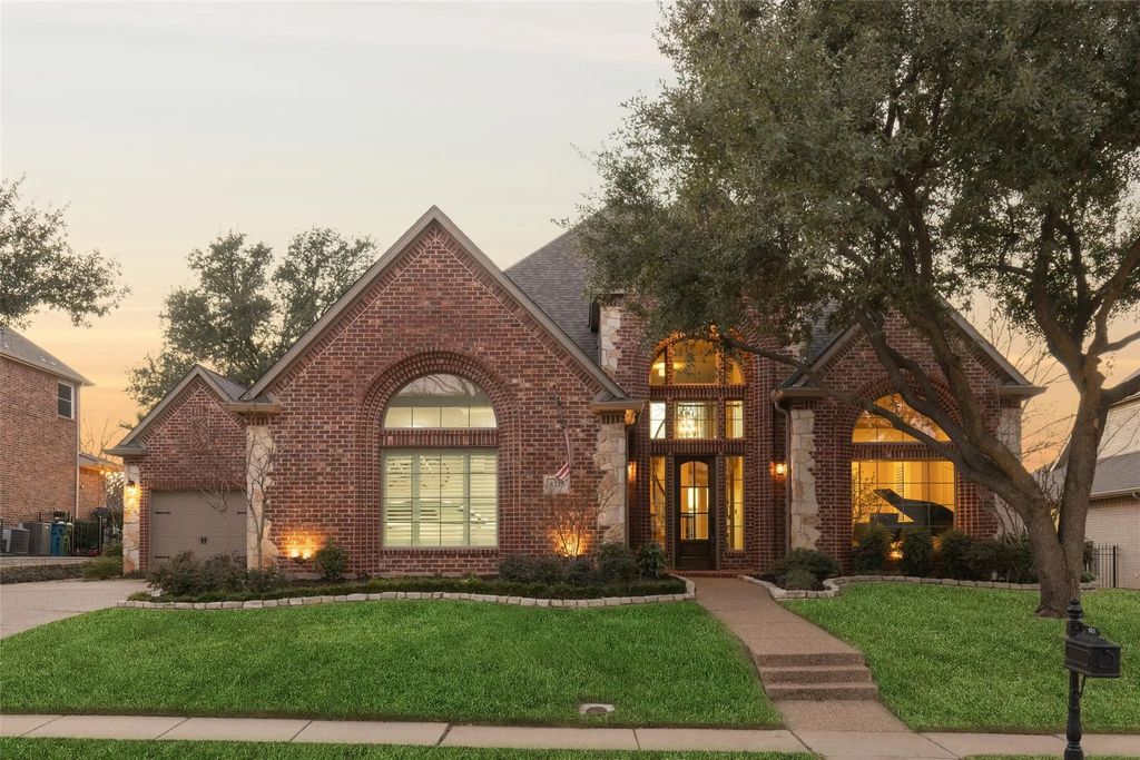 4213 Auburn Drive, Flower Mound
