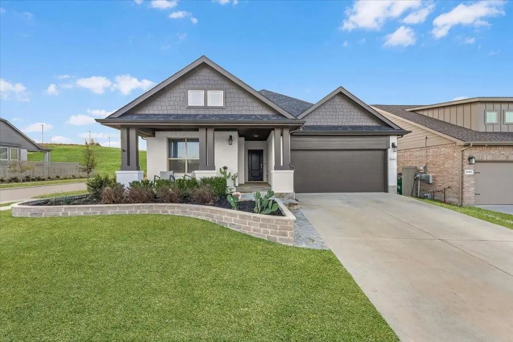 2301 Shorthorn Drive, Northlake