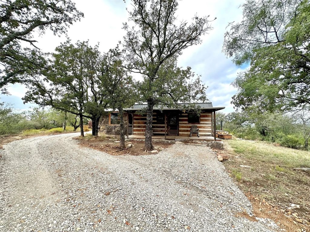 8982 County Road 149, Brownwood