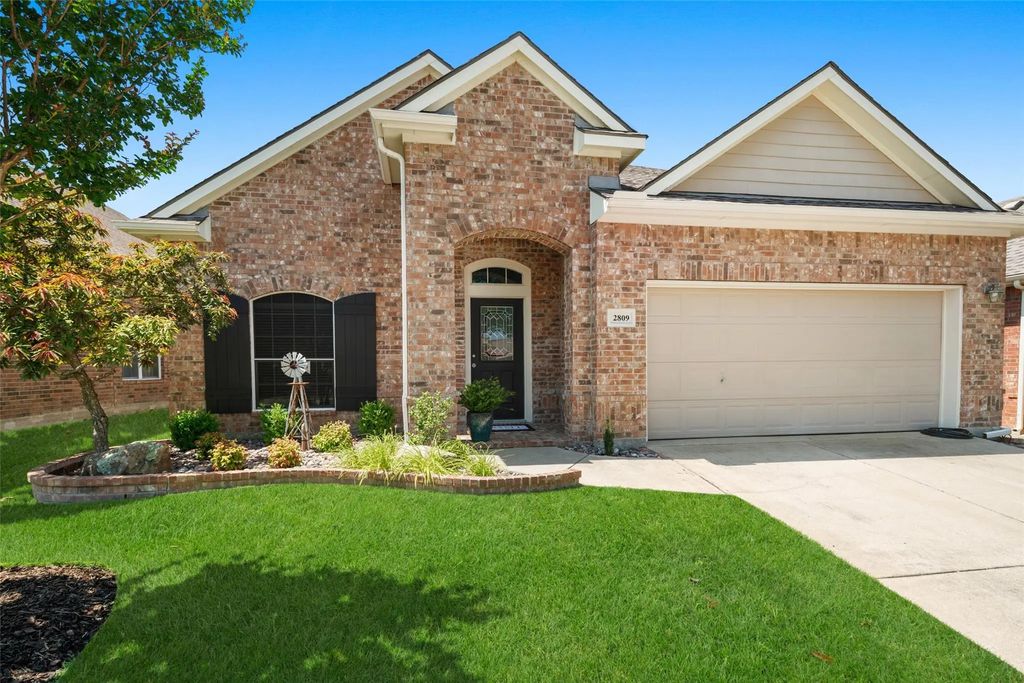 2809 Glendale Way, McKinney