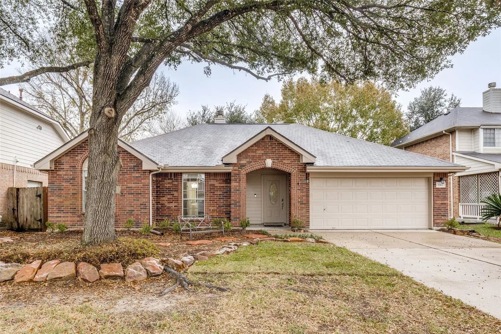 1314 Coppercrest Drive, Spring