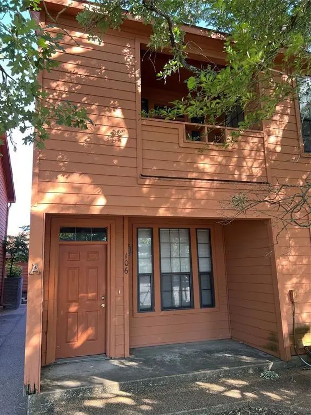 1305 W Villa Maria Road A106, Bryan