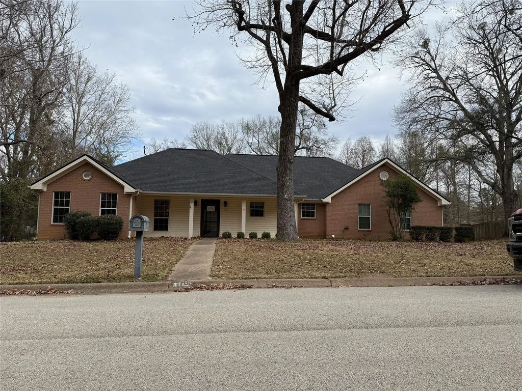 108 Ridglea Lane, Henderson