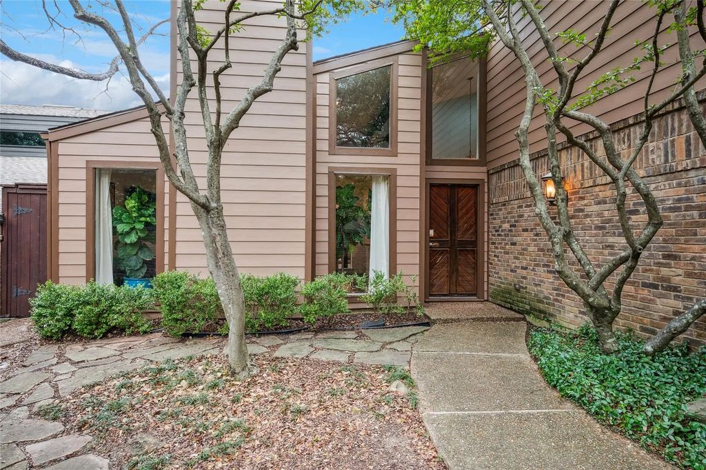 3104 Debra Court, Garland