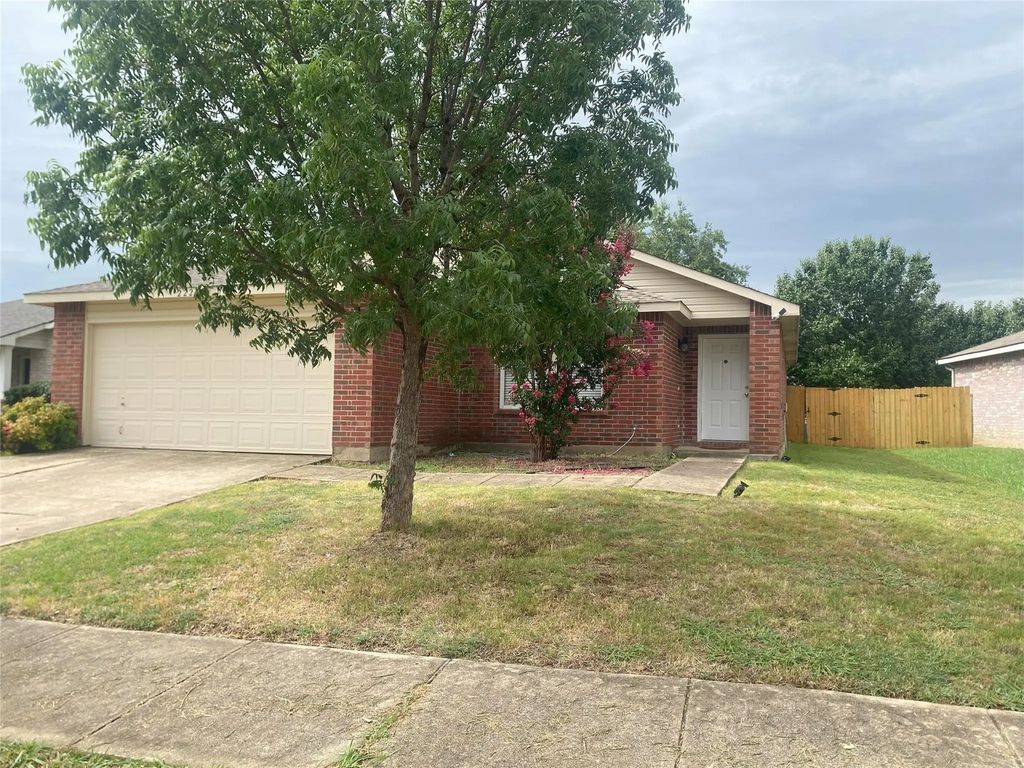 2224 Maple Drive, Little Elm