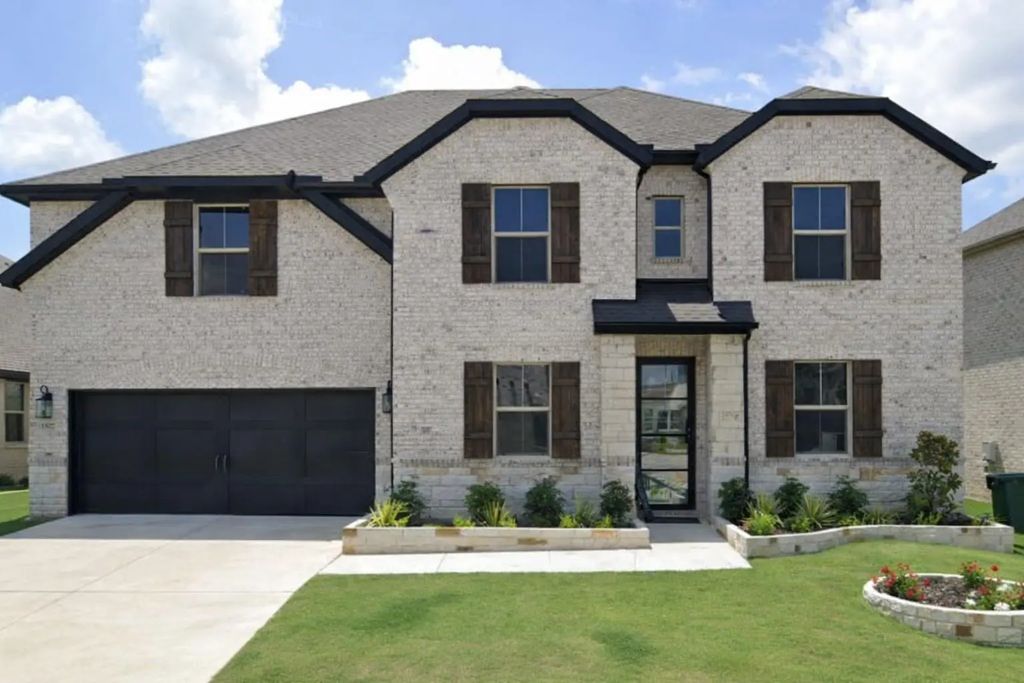 1527 Buckthorn Road, Fate