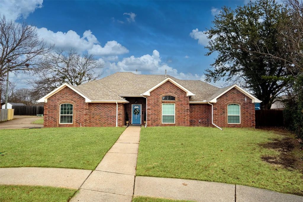 2113 Garner Court, Rowlett