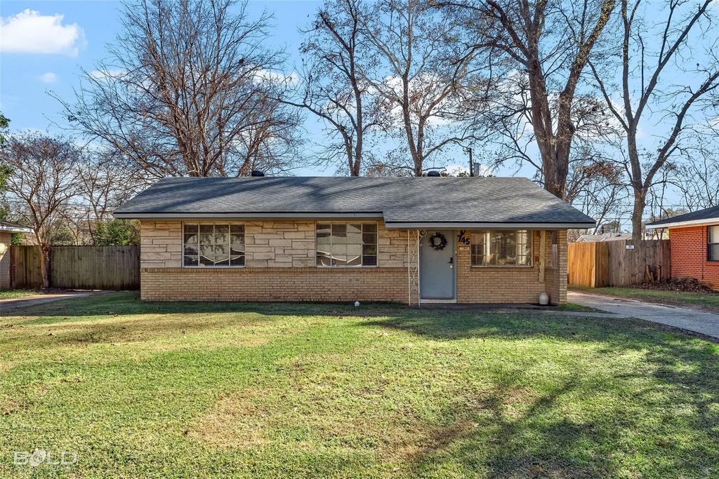 745 E Washington Street, Shreveport
