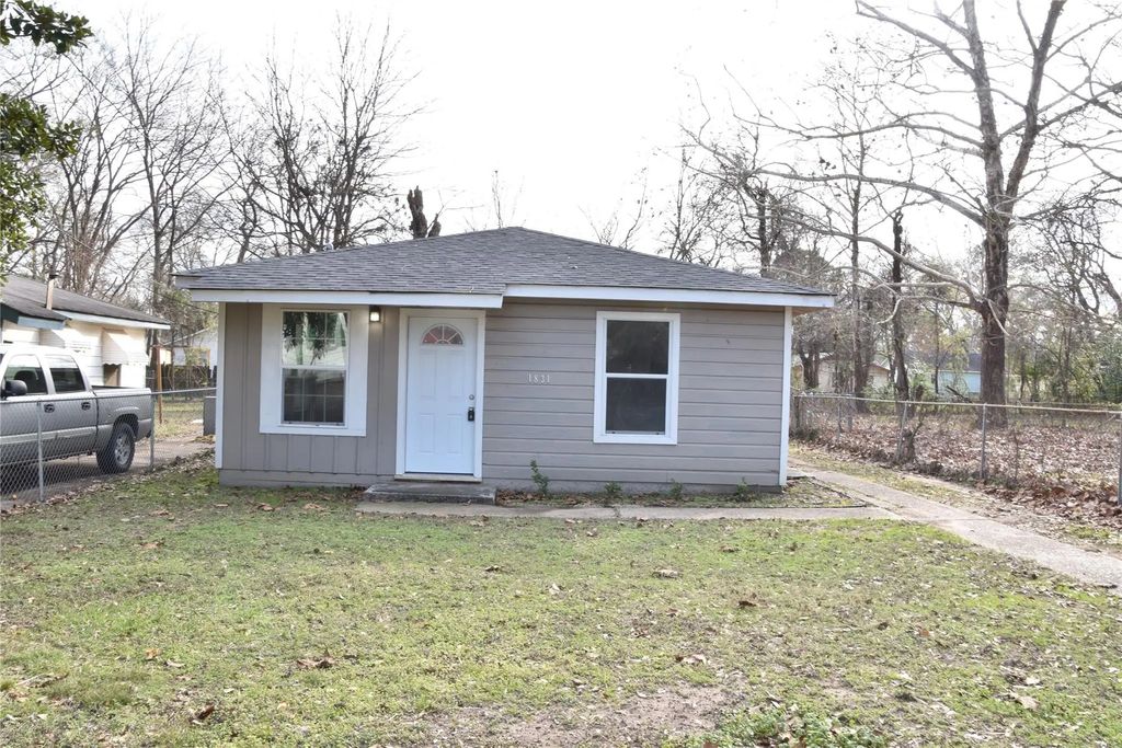1831 Rainwater Street, Shreveport