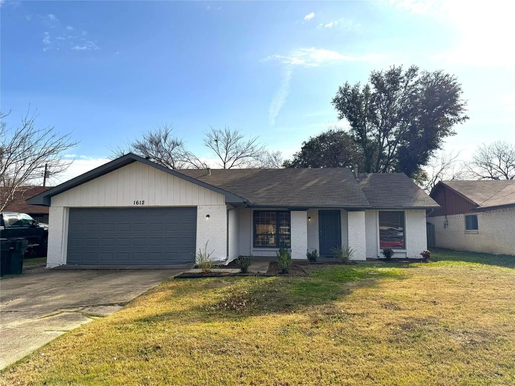 1612 Fairfield Drive, Plano