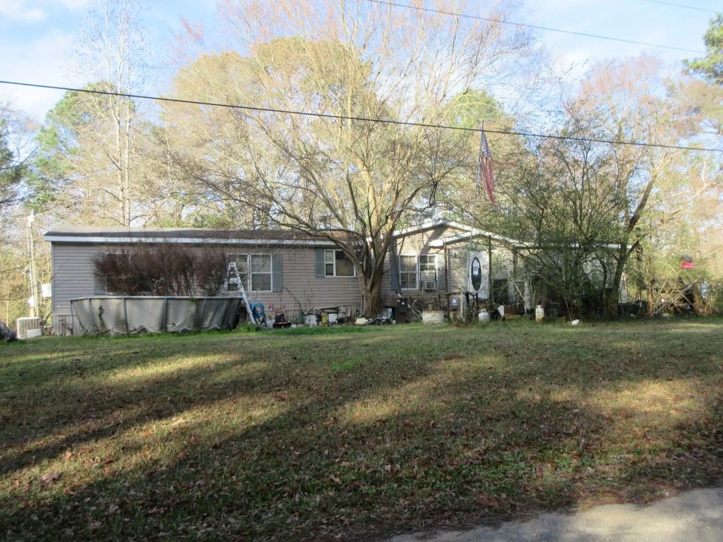 109 Amy Lane, Minden