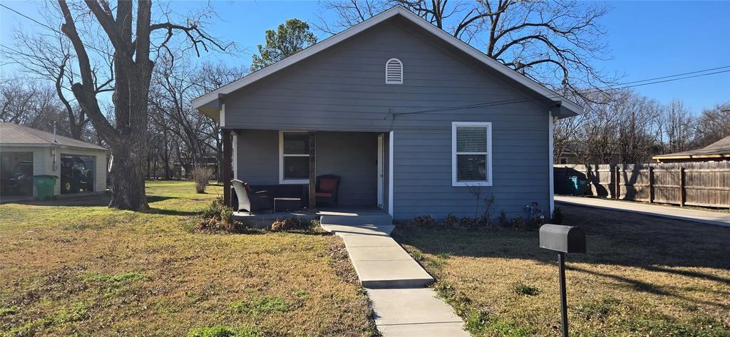 809 S Wine Street, Gainesville