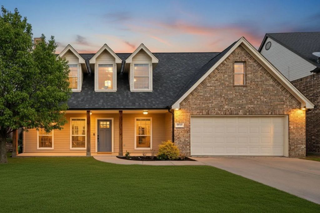 7340 Chambers Lane, Fort Worth