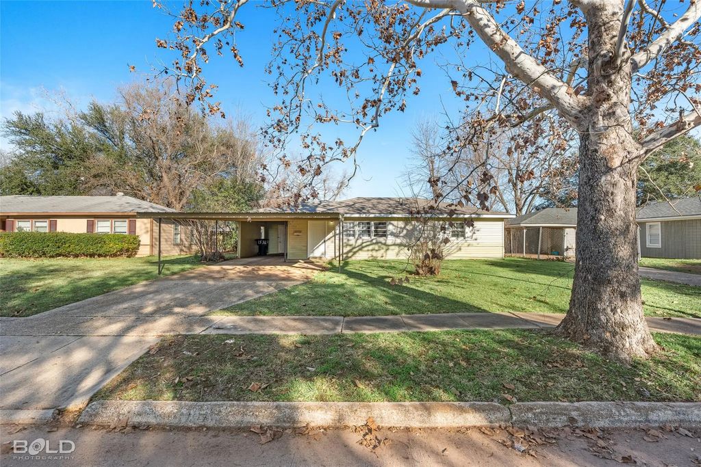 1536 James Street, Bossier City