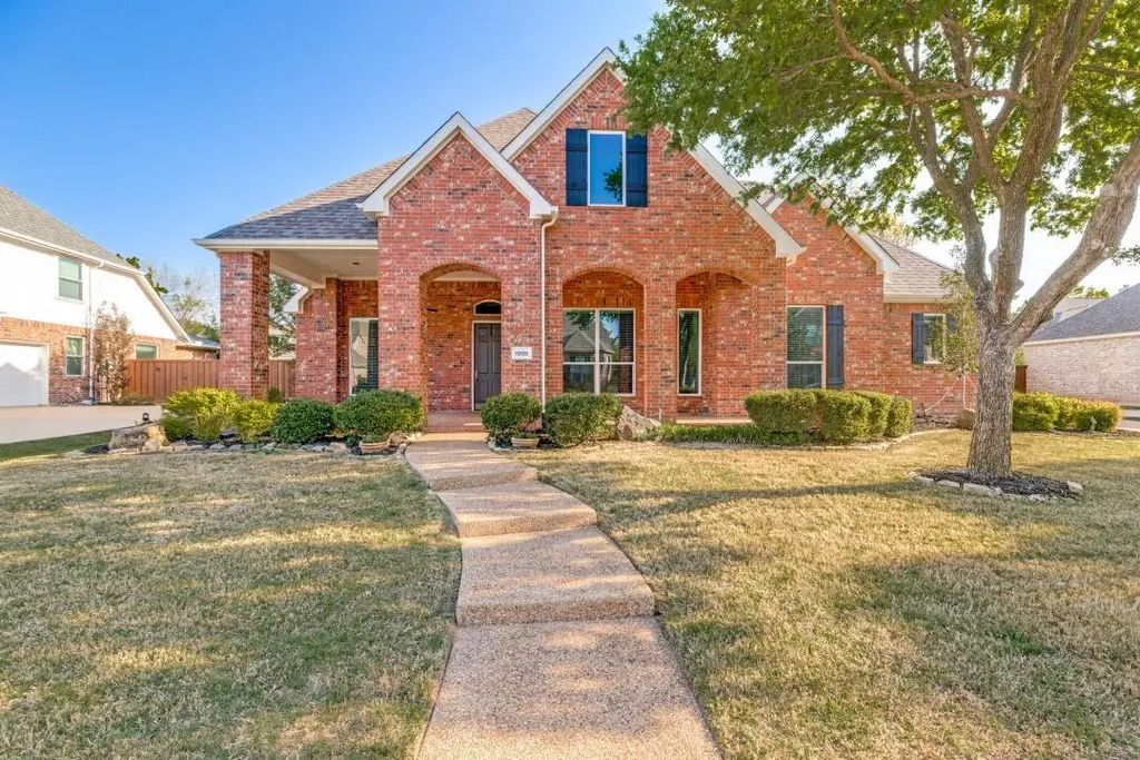 1906 Armstrong Drive, Allen