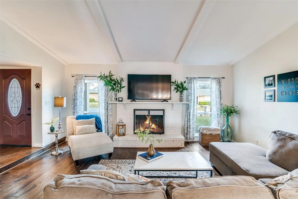 4225 Wayfaring Street, Mesquite