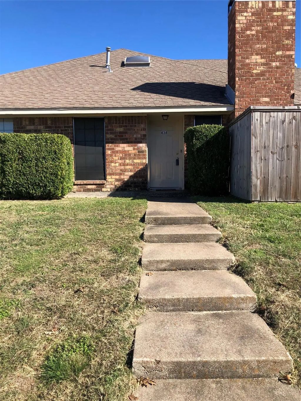 434 Warbler Drive, DeSoto