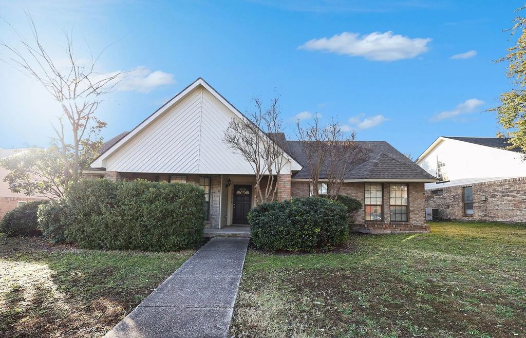 4028 Cedarview Road, Dallas