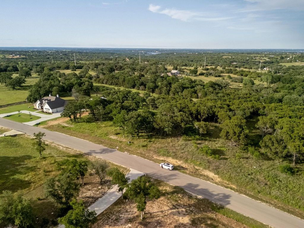 2124 Lacee Court, Granbury