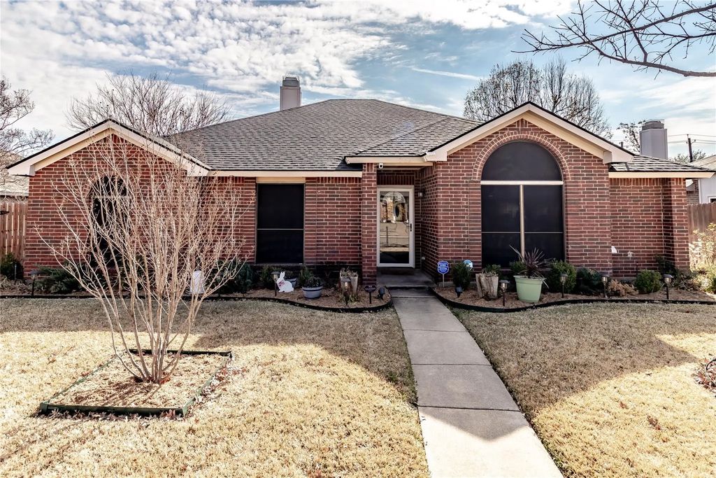 266 E Ridgegate Drive, Garland