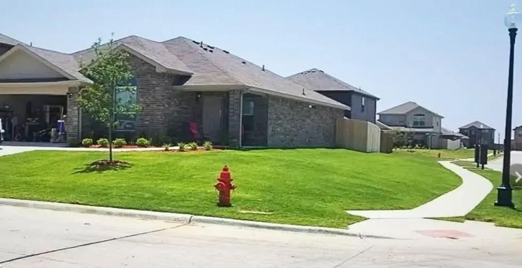 300 Preakness Lane, Ponder