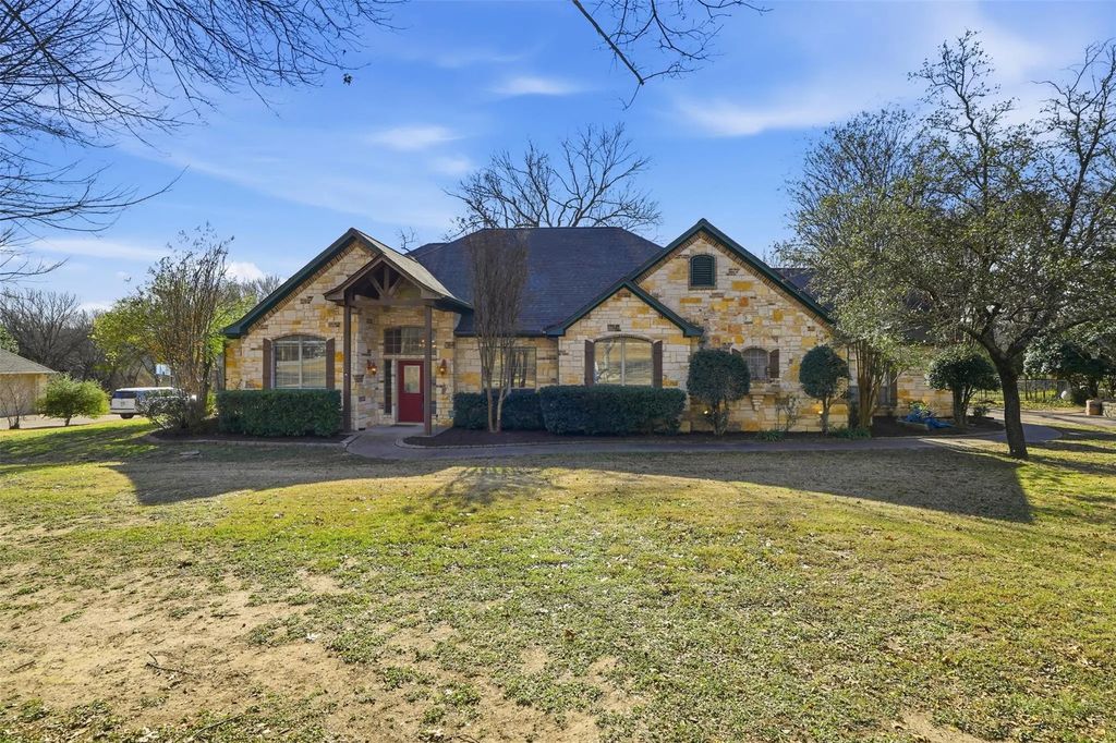 388 Creek Bend Drive, Aledo