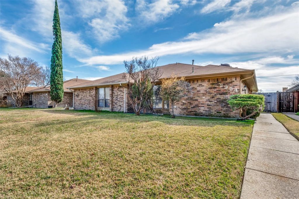2954 Allister Street, Dallas