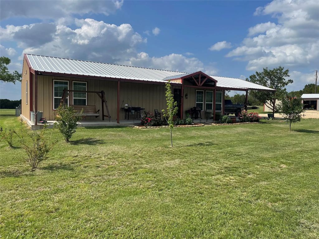 7830 Fm 927, Walnut Springs