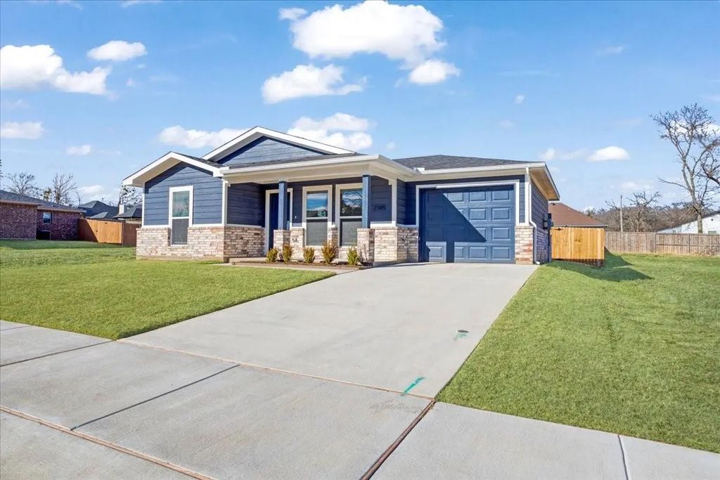 2385 Miller Street, Denison