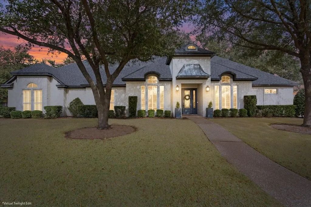4801 Ridgeview Drive, Waco
