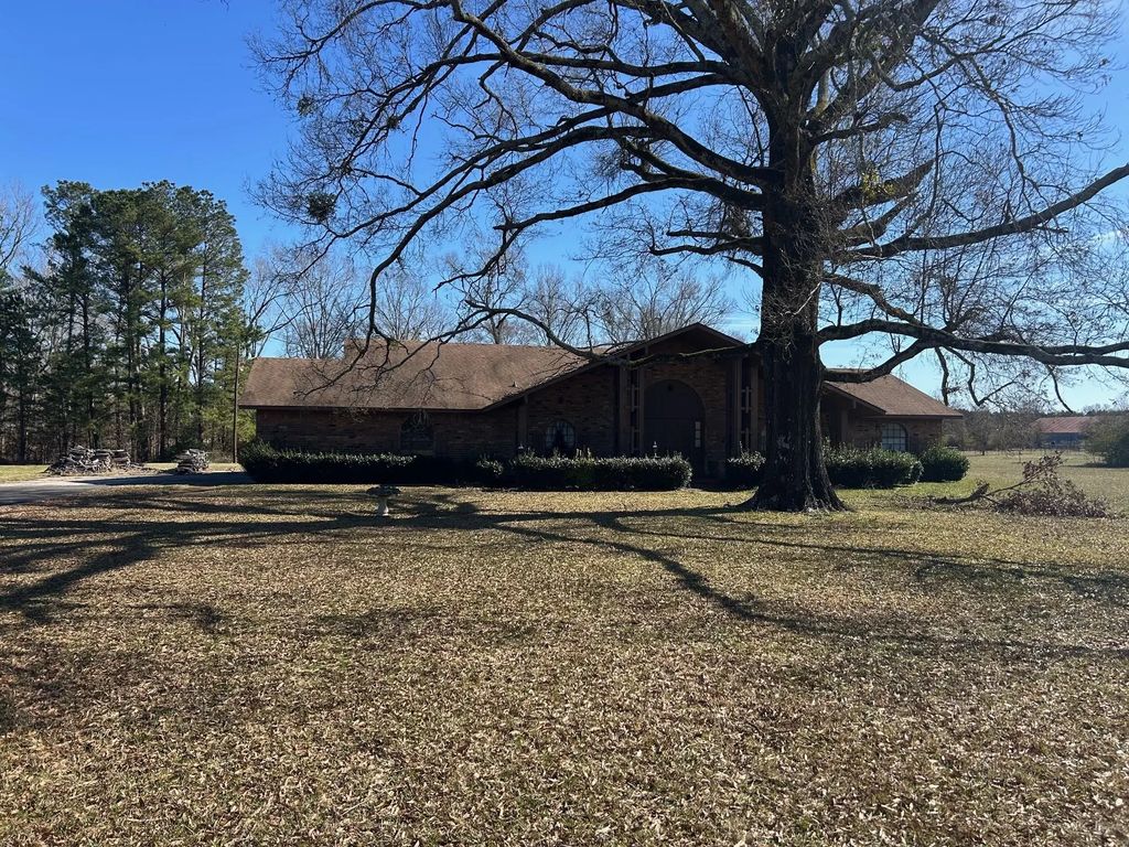13695 Four Forks, Keithville