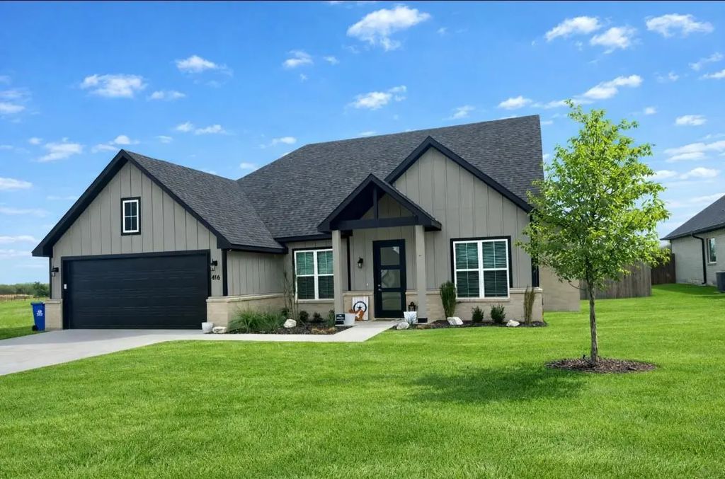 416 Austin Street, Callisburg