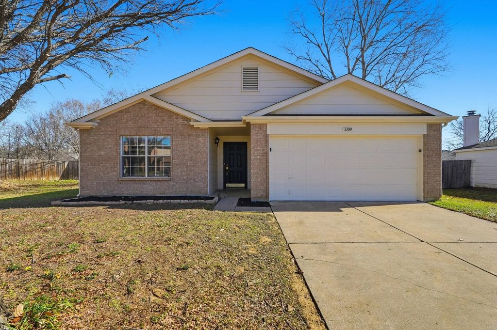 3109 Kappwood Court, Denton