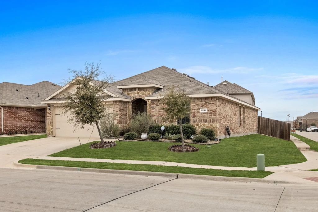 2260 Torch Lake Drive, Forney