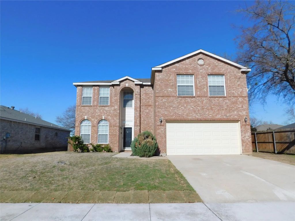2041 Apple Drive, Little Elm