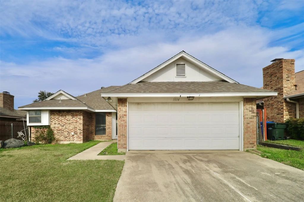 1014 Willowbrook Trail, Carrollton
