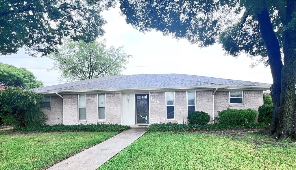 1804 University Drive, Richardson