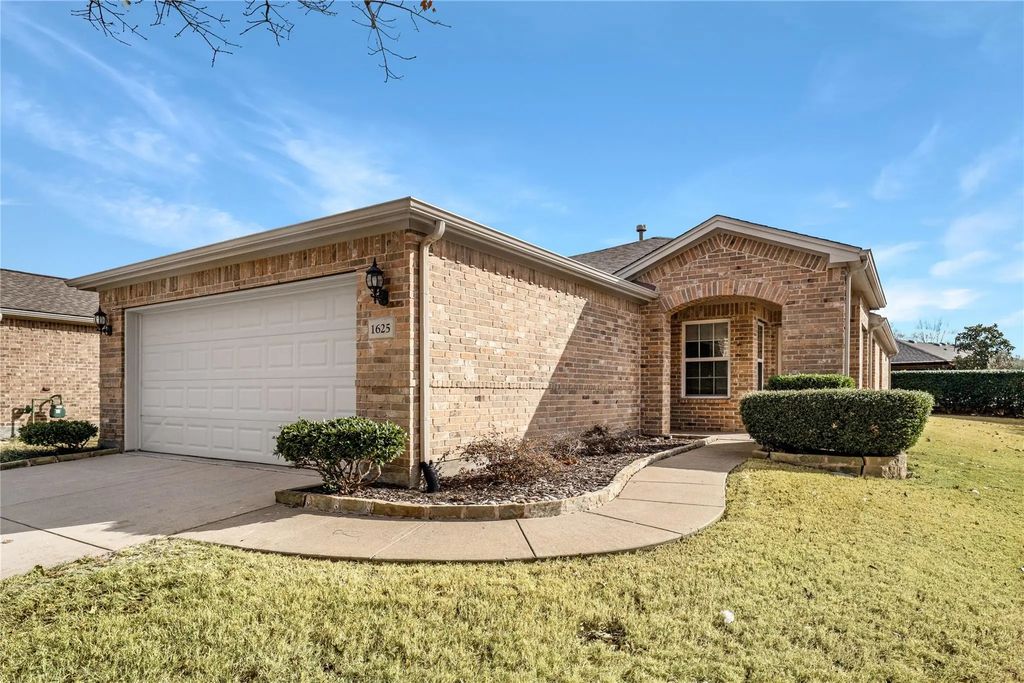 1625 Antelope Hills Drive, Frisco